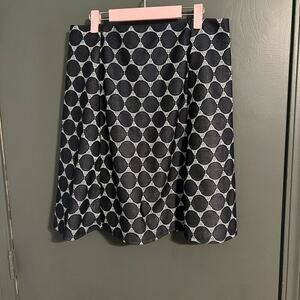 Large Reneec vintage navy and white bubble skirt.
